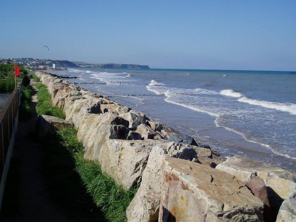 La Fromagerie Maison Lumineuse Et Spacieuse Beau Sejour 5 Ch 2 Wc 1 Sdb Grand Jardin Clos 5Mn A Pied Commerces 10 Mn Plage Omaha Beach Proche Plages Du Debarquement Trevieres Екстериор снимка